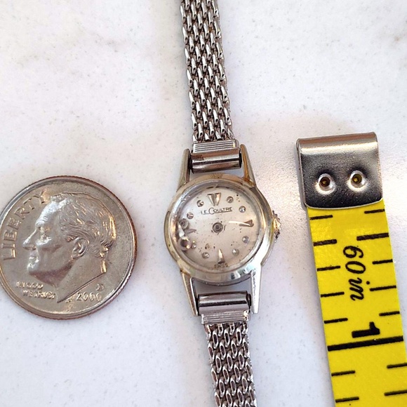 Rare Very Very Small Vintage LeCoultre 14K Gold 16 Jewel Back WindLadies… - Picture 7 of 14